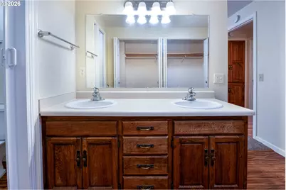 1760 Graham Dr, Eugene, OR 97405 - Photo 28