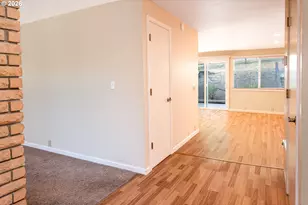 1760 Graham Dr, Eugene, OR 97405 - Photo 12