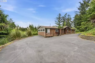885 Lombard St, North Bend, OR 97459 - Photo 1