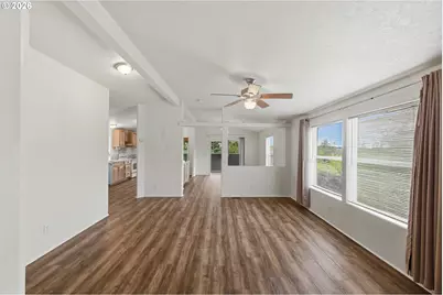 885 Lombard St, North Bend, OR 97459 - Photo 14
