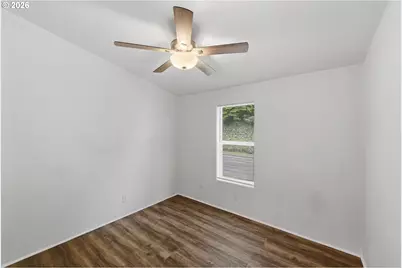 885 Lombard St, North Bend, OR 97459 - Photo 22