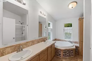 885 Lombard St, North Bend, OR 97459 - Photo 26