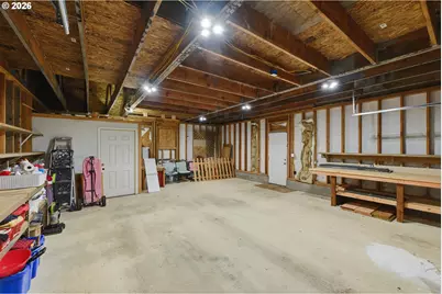 885 Lombard St, North Bend, OR 97459 - Photo 44