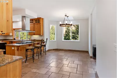 702 NE 367th Ave, Washougal, WA 98671 - Photo 10