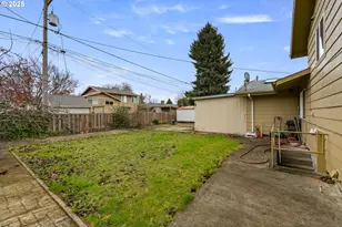 17705 NE Multnomah Dr, Portland, OR 97230 - Photo 40