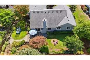 1961 NE Coburn Dr, McMinnville, OR 97128 - Photo 4