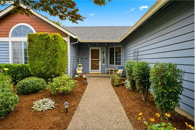 1961 NE Coburn Dr, McMinnville, OR 97128 - Photo 2