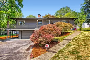 6425 SW Radcliffe St, Portland, OR 97219 - Photo 2