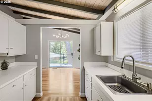 6425 SW Radcliffe St, Portland, OR 97219 - Photo 12