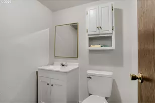 6425 SW Radcliffe St, Portland, OR 97219 - Photo 24