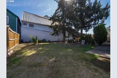 144 S Park St, Carlton, OR 97111 - Photo 20