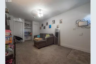 144 S Park St, Carlton, OR 97111 - Photo 8