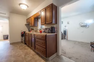 144 S Park St, Carlton, OR 97111 - Photo 10