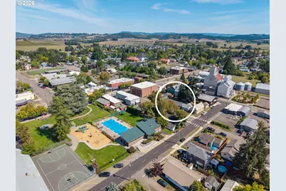 144 S Park St, Carlton, OR 97111 - Photo 44