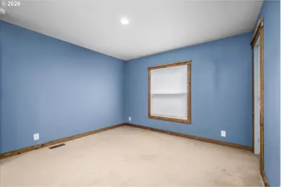 975 N 16th St, Cottage Grove, OR 97424 - Photo 20