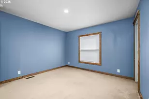 975 N 16th St, Cottage Grove, OR 97424 - Photo 22