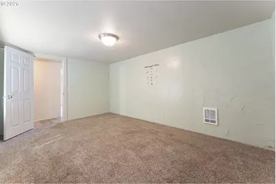 65851 N Bay Rd, North Bend, OR 97459 - Photo 22