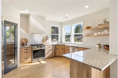 8720 SE Morgan Ln, McMinnville, OR 97128 - Photo 12