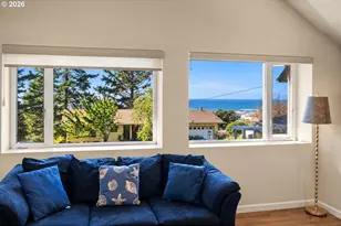 29661 Walker St, Gold Beach, OR 97444 - Photo 30