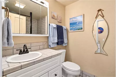 29661 Walker St, Gold Beach, OR 97444 - Photo 16