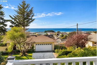 29661 Walker St, Gold Beach, OR 97444 - Photo 22