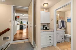 29661 Walker St, Gold Beach, OR 97444 - Photo 18