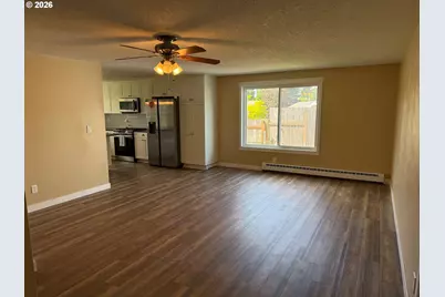 741 NW Jackson St, Hillsboro, OR 97124 - Photo 8