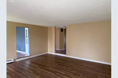 741 NW Jackson St, Hillsboro, OR 97124 - Photo 10