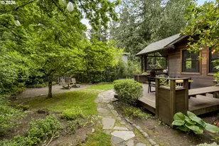 2595 SW 87th Ave, Portland, OR 97225 - Photo 8