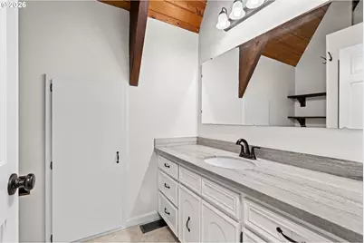 40028 Booth Kelly Rd, Springfield, OR 97478 - Photo 18