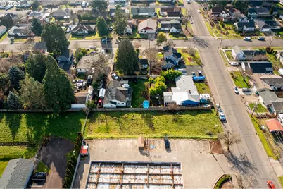 1821 Hawthorne St, Forest Grove, OR 97116 - Photo 2