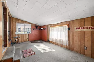 235 W Highland Ave, Hermiston, OR 97838 - Photo 14