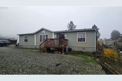 188 Norton Ln, Myrtle Creek, OR 97457 - Photo 8
