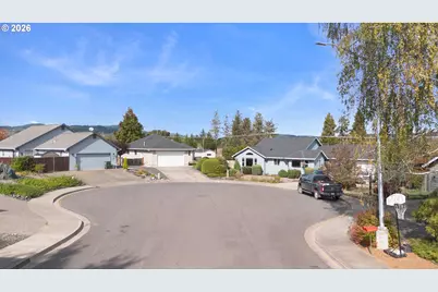 119 Lilly Ct, Sutherlin, OR 97479 - Photo 36