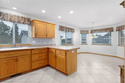 119 Lilly Ct, Sutherlin, OR 97479 - Photo 6