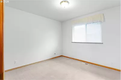 119 Lilly Ct, Sutherlin, OR 97479 - Photo 18