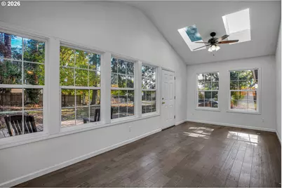 102 NE 156th Ave, Portland, OR 97230 - Photo 16