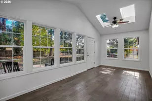 102 NE 156th Ave, Portland, OR 97230 - Photo 16