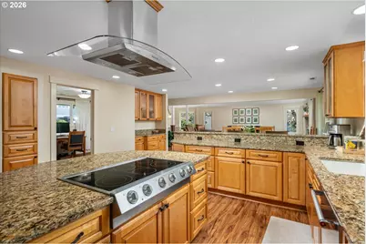 1450 Killarney Dr, West Linn, OR 97068 - Photo 18