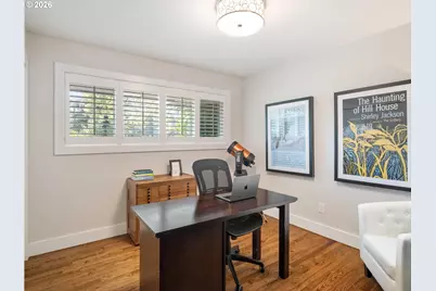 3125 SW Doschdale Dr, Portland, OR 97239 - Photo 20