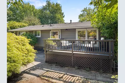 3125 SW Doschdale Dr, Portland, OR 97239 - Photo 46