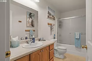 625 Clay St, Coos Bay, OR 97420 - Photo 12