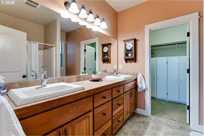 1016 Fieldcrest Ave, Junction City, OR 97448 - Photo 16