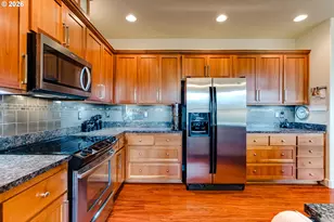 1016 Fieldcrest Ave, Junction City, OR 97448 - Photo 10