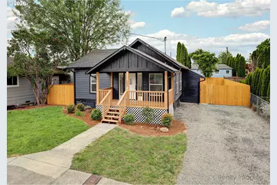 203 SE Roake Ave, Castle Rock, WA 98611 - Photo 1