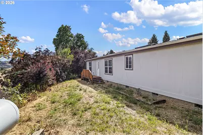 475 3rd St, Elkton, OR 97436 - Photo 32