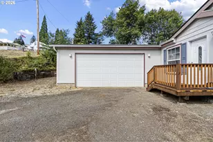 475 3rd St, Elkton, OR 97436 - Photo 2