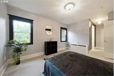 127 W 24th St, Vancouver, WA 98660 - Photo 16