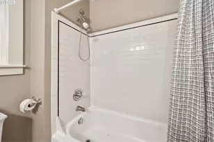 127 W 24th St, Vancouver, WA 98660 - Photo 18