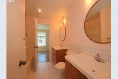 6720 N Pittsburg Ave, Portland, OR 97203 - Photo 24